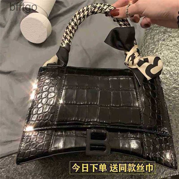 

luxury balencaigabag handags designer paris home hourglass crocodile leather women's high version mini minority light tudw