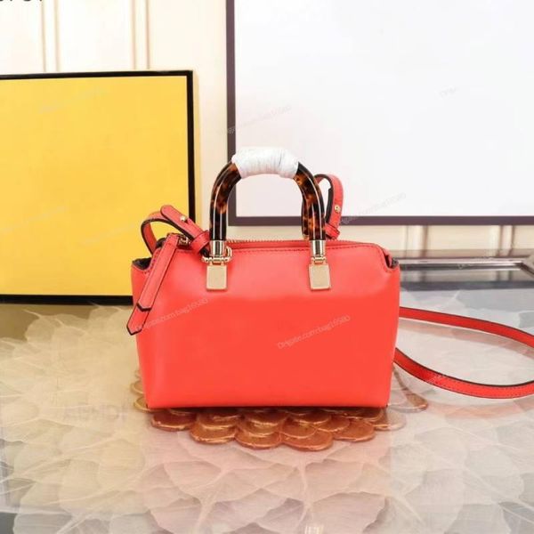 

luxury designer handbag lady shoulder crossbody bags boston sporty bowling bag tote purse portable work bagss cowhide famous brand handbags