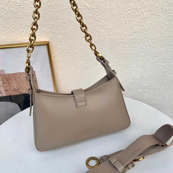 

women bags zhouzhoubao123 luxurys designers totes bags vintage womens tote shopping purse leather backpack classic square trend cross body d