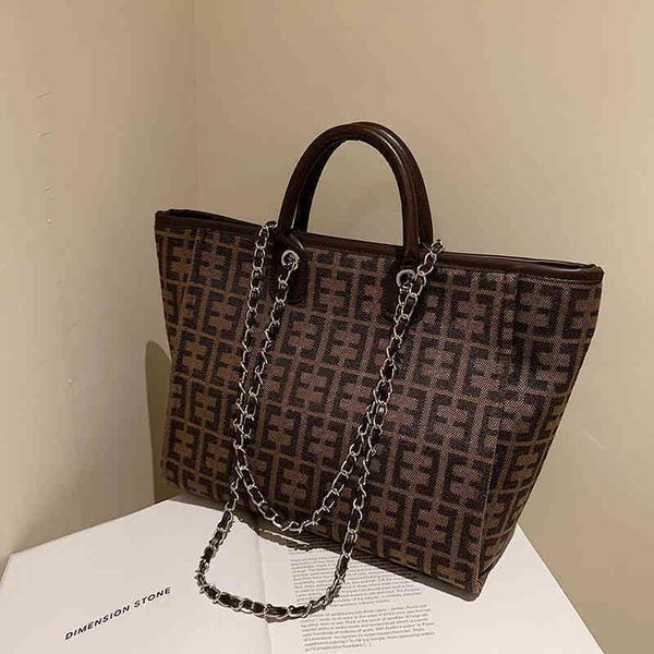 

65% off factory clearance fashionable chain texture backpack trend single shoulder armpit handbag