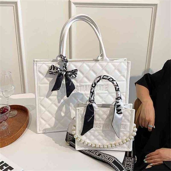 

65% off factory clearance super low fashion large capacity female foreign style fashion wide shoulder belt bag