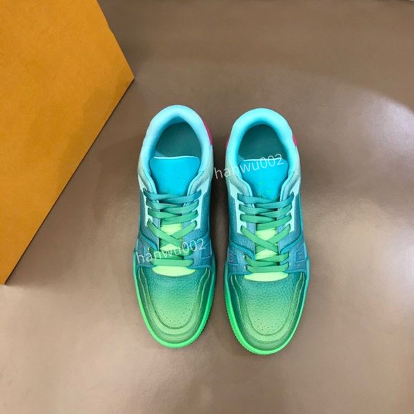 

2022 boots luxury designer shoes casual sneakers breathable mesh stitching metal elements size38-44 rd220632, Black