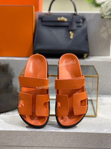 

2022 designer leather slippers womens sandals straps with adjusted gold buckles women summer slipper, Black