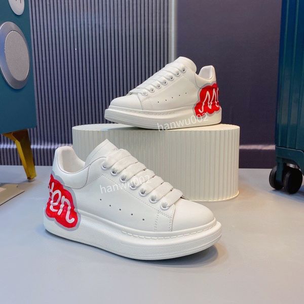 

2022 designer women boots casual shoes classic canvas knit embroidery sneakers printed letter mesh trainers stylist shoe size35-45 yn220701, Black