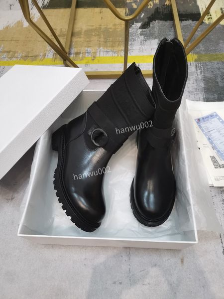 

2022 women designer boots casual shoes platform sneakers black white mens trainers jogging walking size35-42 bn220705