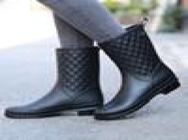 

2018 women boots rain italianate rubber rainboots galosh rain boots women water bot short tube galoshes, Black;red