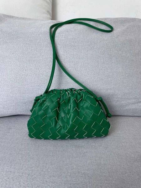 

batega designer bag pouch botegas shoulder ladies leather womens one woven cloud bags luxurys women clutch lwzu