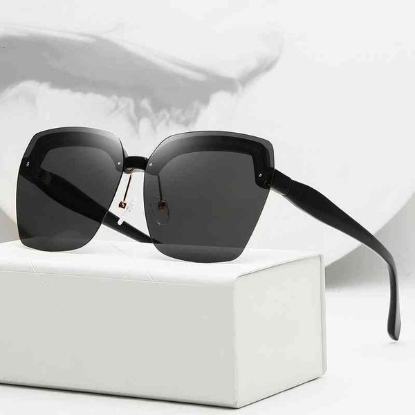 

sunglasses online red wind uv proof women's tr korean street pography trend polarized glasses qnbr, White;black