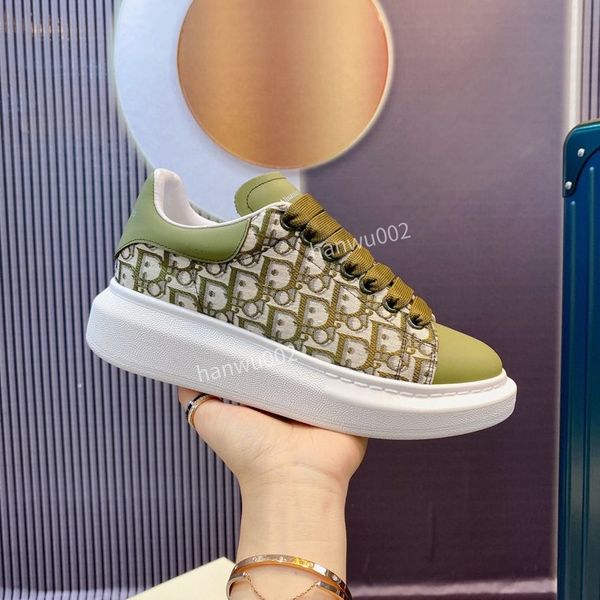 

2022 mens designer boots colorful casual shoes cowhide sneakeres classic version sports style flat sneaker outdoor size35-45, Black