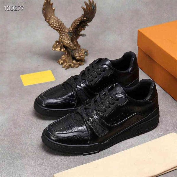 

2022 luxury designer trainer runaway dress shoes black trainers low cut sneakers with box