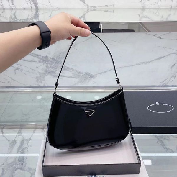 

woman claio handbags high -quality leather classic armpit bags fashion ladies leather bag wholesale wallet