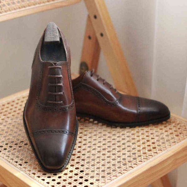 

new british leather shoes men's leather carved men's casual shoes british three joint leather bullock men's shoes, Black