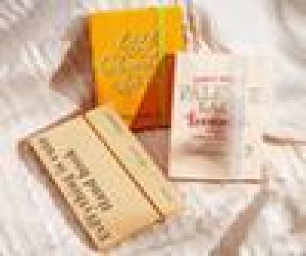 

gecomo 7 colors lace ribbon eye shadow palette book pearlescent glitter eye