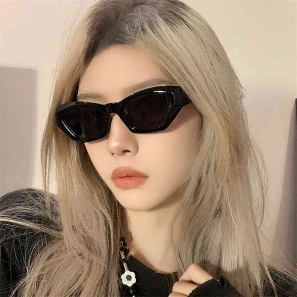 

sunglasses cat's eye women's fashion star net red ins same sunglasses ve4562 sf2e, White;black