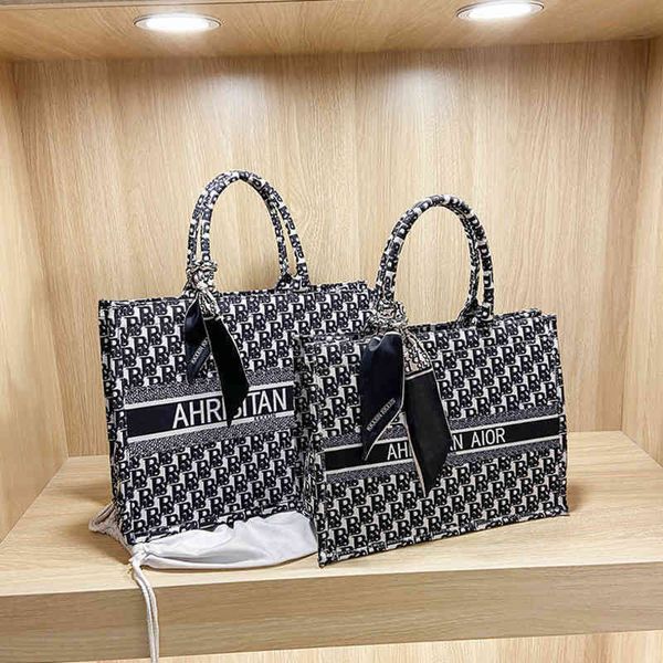 

65% off online factory clearance large capacity portable spring and summer canvas bag feeling popular atmosphere tote bag