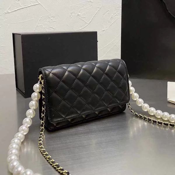 

new luxury mini flap designer bags sheepskin plain colre classic handbags pearl chain and gold-tone metal chains diamond quilted crossbody b