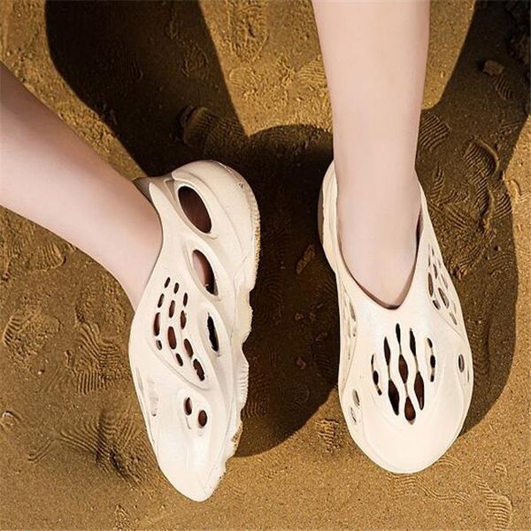 

luxury designer kids sandals summer children hollow portable slippers boys girls non-slip shoes slides, Black;red