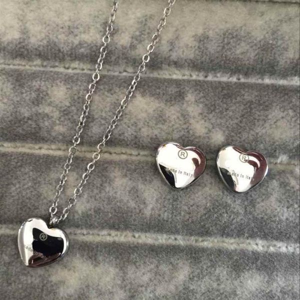 

2021 high polished trendy design women earrings necklace stainless steel gold silver rose colors sets heart love pendant fashion j290r