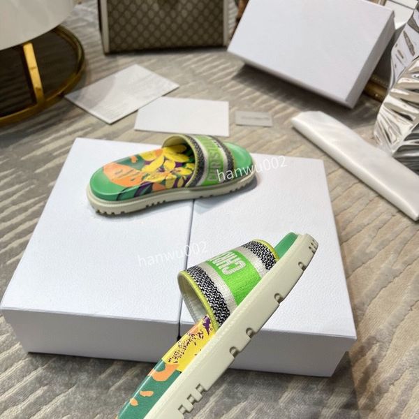 

2022 fashion women slippers leather slide sandals womans shoes designer slides sandal indoor outdoor slipper summer beach scuffs, Black