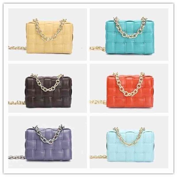 

luxury evening bags classic venetasss bbottegasss handbags metal thick pillow bag cloud soft leather crossbar chain square