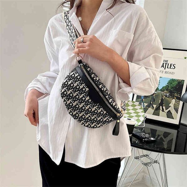 

65% off factory clearance 2022 spring and summer new korean version chest large capacity fashionable embroidery jacquard messenger bag forei