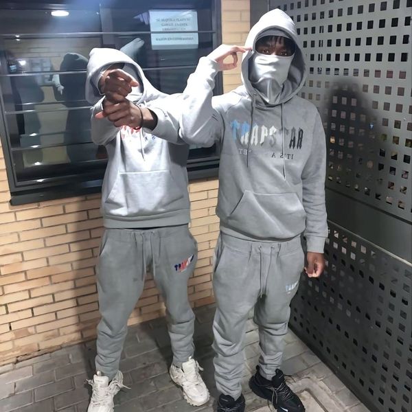 

21ss new men's tracksuits men's tracksuit casual fashion minimalistic stripe printing t-shirt shorts suits male 2 pieces sportswea, Gray