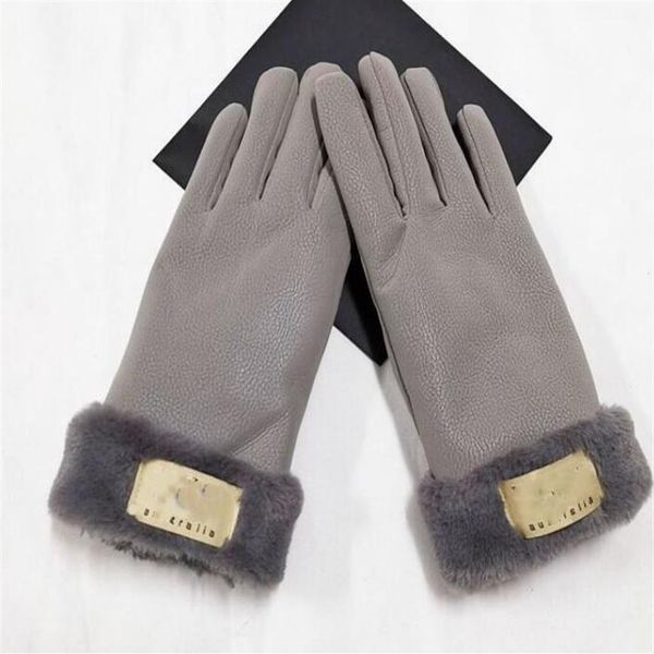 

2021 design women' gloves for winter and autumn cashmere mittens gloves with lovely fur ball outdoor sport warm winter glove247t, Blue;gray