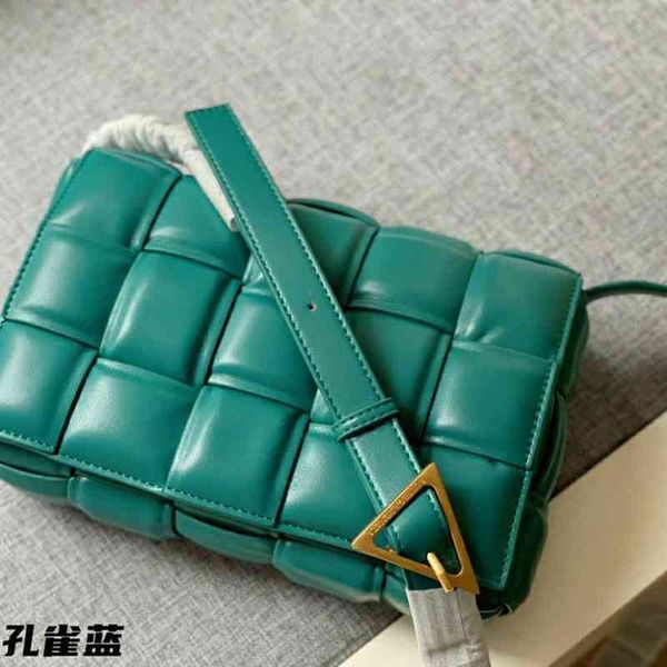 

evening bags classic handbags venetassssss designer bbottegasss women's green men's bag woven large lattice pillow tofu leather cl