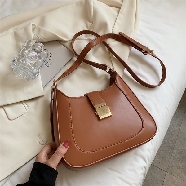 

evening bags luxury brand handbags designer pu leather shoulder crossbody bags for women fashion sac a main chic half moon bolso 220913