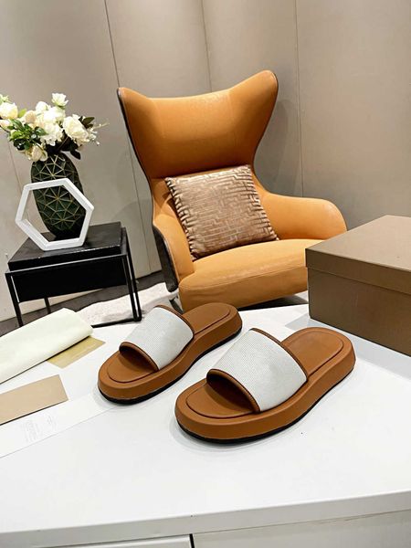 

fashion designs letter check women sandy beach slippers wholesale price splint flat sandals comfort beach slide crocodile skin leather flip, Black