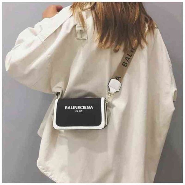 

65% off factory clearance bag messenger korean female student versatile ins same bag new fashion network special chain