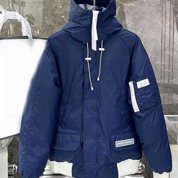 

spenneooy winter designer white duck down stand collar down jacket women's lantern sleeve pockets straight slim down jacket coat 220822, Black