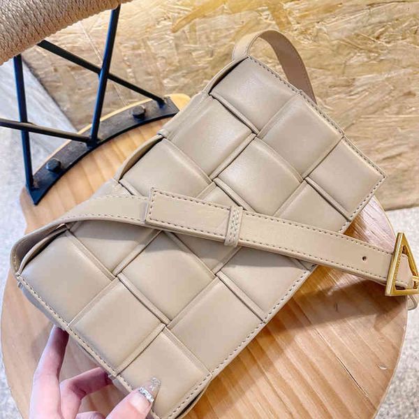 

bags classic evening venetas designer handbags bottegas wholesale women's woven cowhide single shoulder messenger bag candy red book su