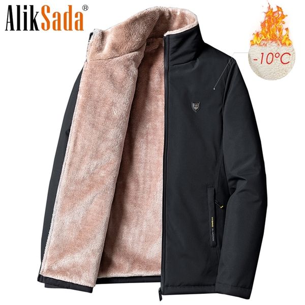 

5xl men winter casual classic warm thick fleece parkas jacket coat men autumn fashion pockets windproof parka men plus size 220822, Black