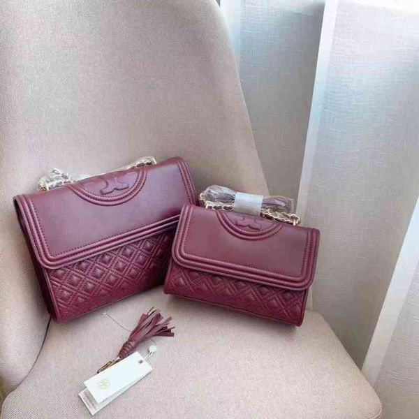 

75% off factory online clearance light luxury women's 2022 new single shoulder messenger sheepskin grain lattice tassel bag envelope
