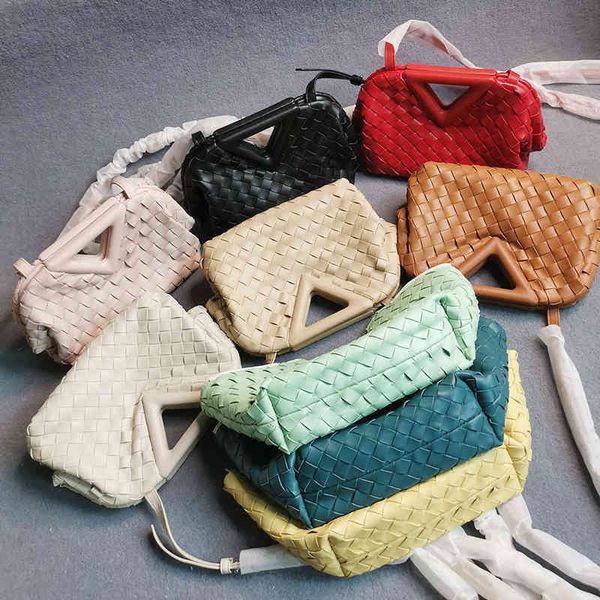 

bags evening classic venetas luxury venetassss handbags bottegassssss bottegasssss inverted triangle cloud woven leather bag armpit clip sin