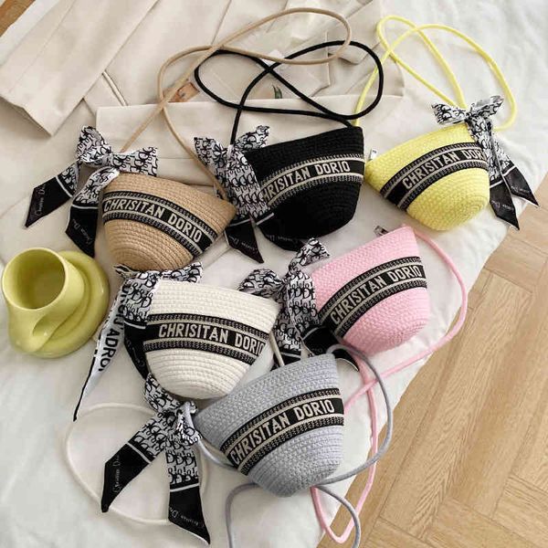 

70% off factory clearance straw bucket women's 2022 summer new fashion ins popular canvas letter one shoulder slant span bag