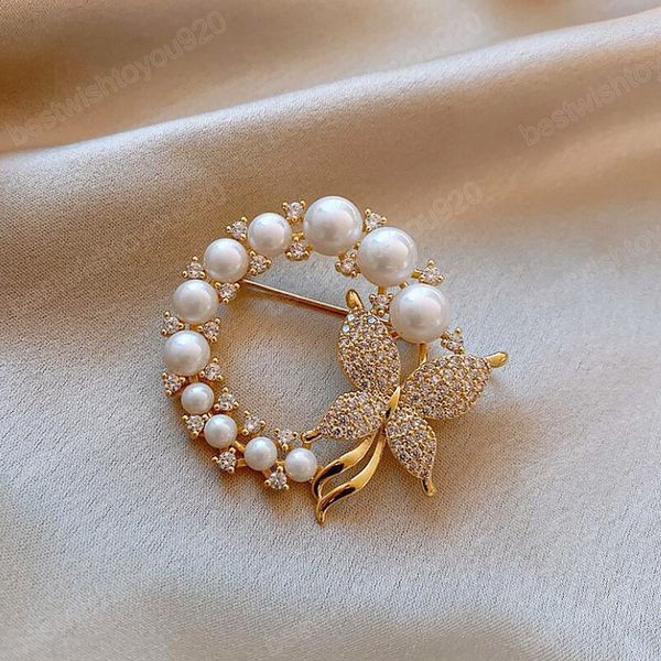 

women elegant rhinestone wreath brooches exquisite imitation pearls butterfly brooches, Gray