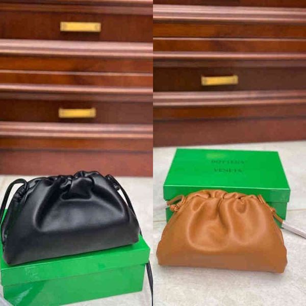 

evening bags handbags venetasss designer bbottegasss bag fold grab minority cloud design versatile messenger leather soft women's