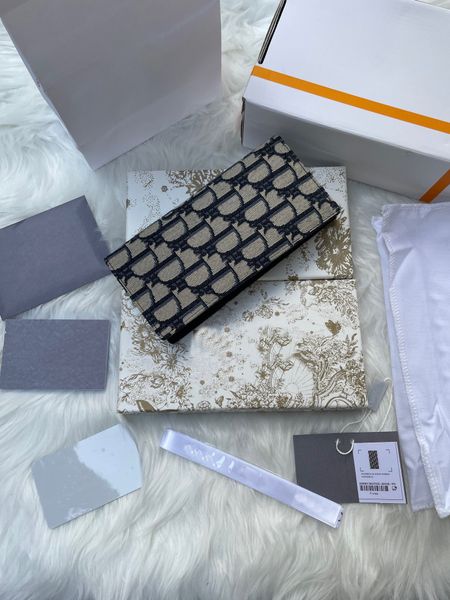 

fashion women's handbags new wallet europe and the united states d brand small short 30% off student korean version zero women card for, Red;black