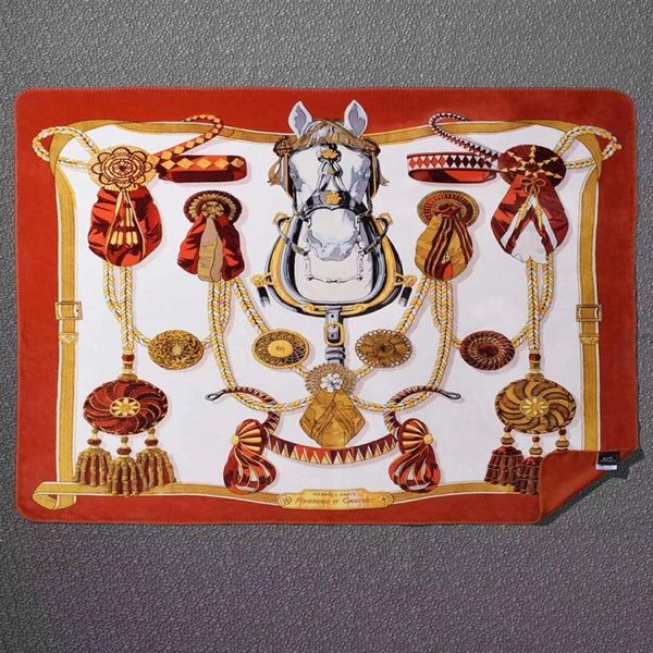 

luxury designer classic printed bedding blanket carriage chain pattern indo272r