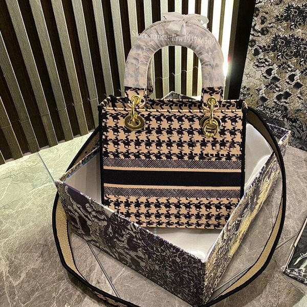 

luxury embroidery ladies bags designer womens handbags color tiger shoulder bag canvas women totes crossbody clutch fashion handbag letter w