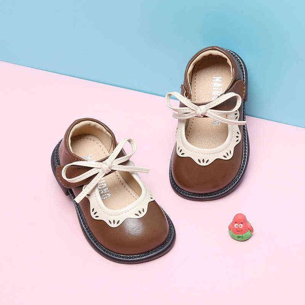 

sneakers 2022 girls' new princess leather shoes spring children's soft sole non-slip fashion color matching l220827, Black;red
