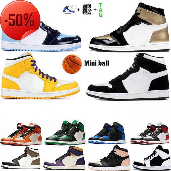 

boots 2021 jumpman 1 1s mens basketball shoes obsidian unc university blue hyper royal twist silver toe dark mocha chicago sneakers trainers, Black