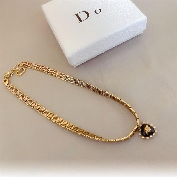 

dijia bee collar choker necklace female brass heart-shaped necklaces chain for women lady party wedding gift jewelry with box2691, Golden;silver