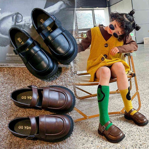 

sneakers 2022 children retro leather shoes boys soft sole dent single korean girls doudou solid color fashion casual l220827, Black;red