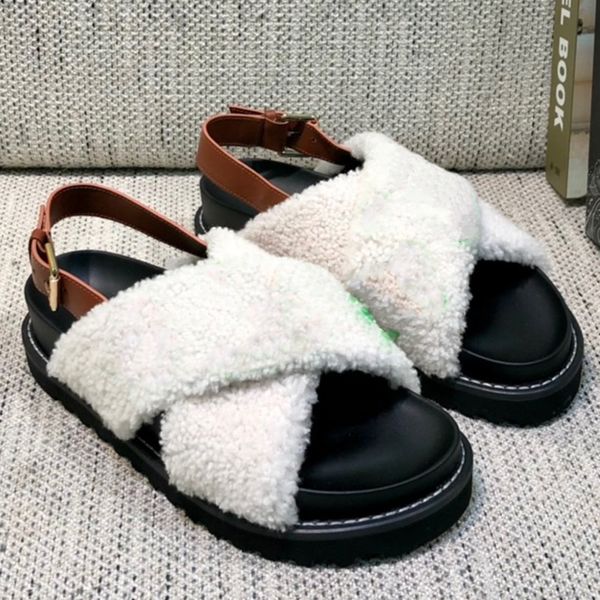 

paseo flat comfort sandals this model features adjustable leather shoulder straps on the back and a leather-covered anatomical footbed for o, Black