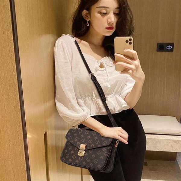 

9182# women luxurys designers bags crossbody handbags womens purses shoulder shopping totes bag327w
