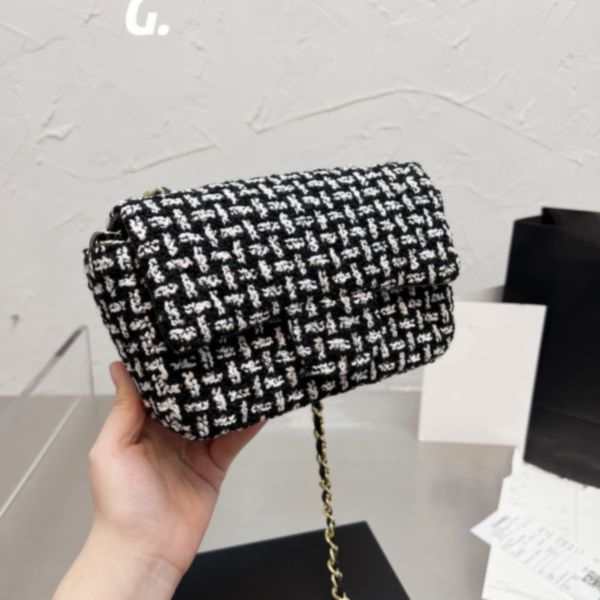 

evening bags 2022 women shoulder bags woolen cloth 2 colors evening bag gold chain