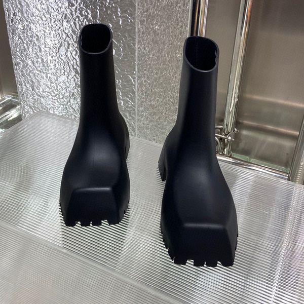 

2022 fashion summer rain boots rubber trooper boot rainboot platform square toe tire high heels chunky women men outsole mid long fashion pa, Black